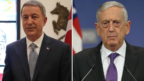 Akar  amerikalı həmkarı ilə hərbi əməkdaşlığə müzakirə etdi