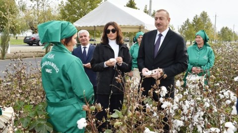 İlham Əliyevin pambıqçılarla maraqlı DİALOQU