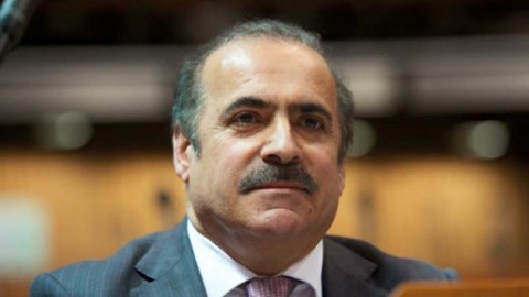 Rafael H&uuml;seynovdan TƏNDİQ: &ldquo;&Ccedil;oxu nimdaş vəziyyətdədir&rdquo;