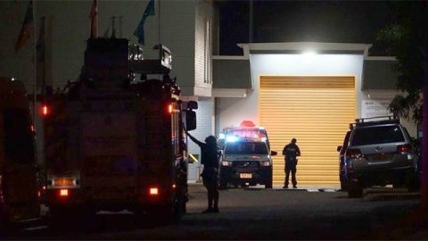 Həbsxanada &uuml;syan başladı