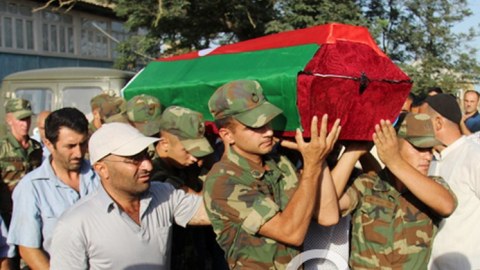 Deputat şəhid ailələri ilə bağlı biabırçılığın aradan qalxmasını İSTƏDİ