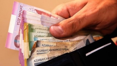 “Yaşayış minumumu 190 manat olsun” - Komitə sədrindən TƏKLİF