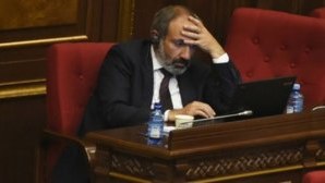 Ermənistanda xaos dərinləşir 