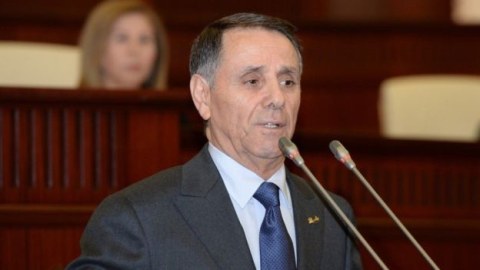 Hökumət üzvləri Milli Məclisə gəldilər - Büdcə müzakirə olunur