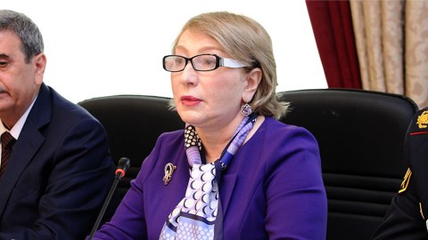 Komitə sədri çoxuşaqlı ailələrə verilən müavinətin artırılmasını İSTƏYİR