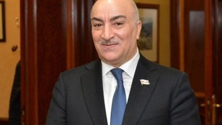 Tahir Kərimli parlament iş&ccedil;ilərinə mənzil verilməsini təklif etdi