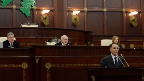 Hökumət büdcə layihəsinə dəyişiklik edir - Deputatların bəzi təklifləri nəzərə alınır