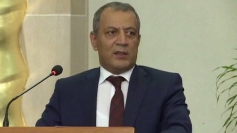Azərbaycanda nazir müavini işdən çıxarıldı   