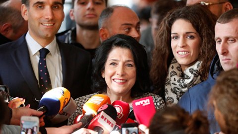 Gürcüstan MSK: Səslərin 97%-i hesablanıb - Zurabişvilinin qələbəsi qətiləşir - YENİLƏNİB-2