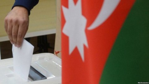 Prezident se&ccedil;kiləri ilə bağlı dəyişiklik birinci oxunuşda qəbul edildi