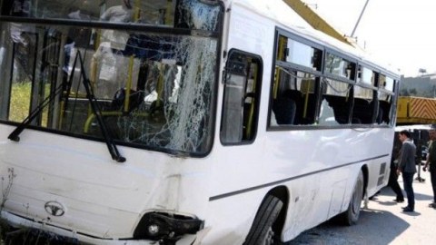 Bakıda sərnişin avtobusu qəza t&ouml;rətdi