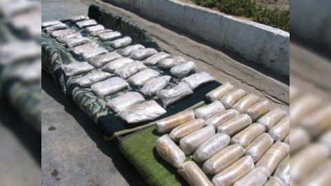 İran polisi 2 tondan çox narkotik maddə müsadirə edib