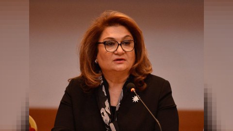 Hicran H&uuml;seynova Milli Məclisə illik hesabat verəcək