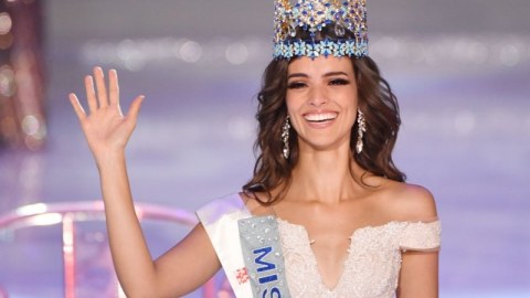 2018-ci ilin “Dünya gözəli” seçildi - FOTOLAR   