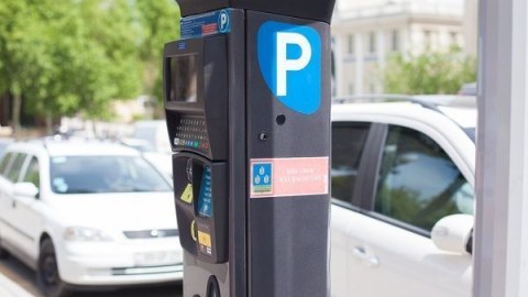 Meriya parklanma yerlərini niyə təhvil vermir?...