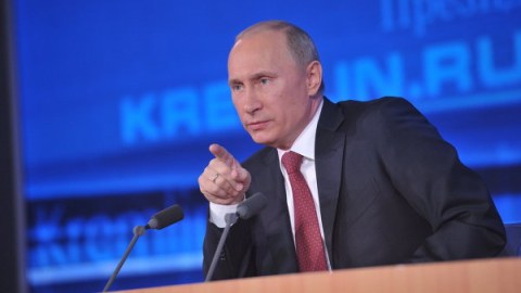 1702 jurnalist Putinin mətbuat konfransına yazıldı