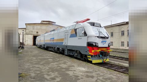 &ldquo;Alstom&rdquo; Bakı-Tbilisi-Qars dəmir yolu &uuml;&ccedil;&uuml;n Bakıya lokomotiv g&ouml;ndərdi