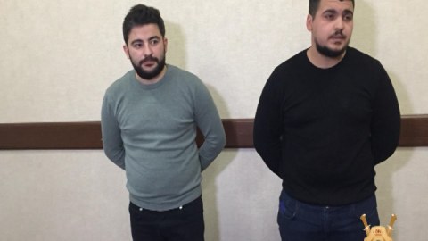 Bakıya 42000 saxta avro gətirənlər saxlanılıb