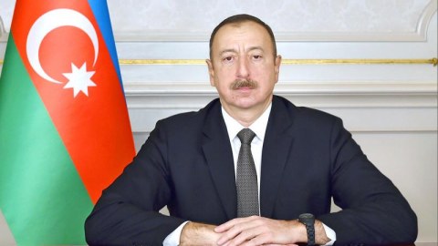 Prezident bir icra başçısını da vəzifədən azad etdi   