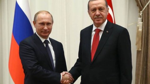 Ərdoğan Rusiyaya Putinlə danışıqlara gedir