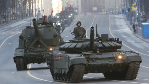 Hərbi paradlar - Amerika kəşfiyyatçıları bundan necə yararlanırlar?