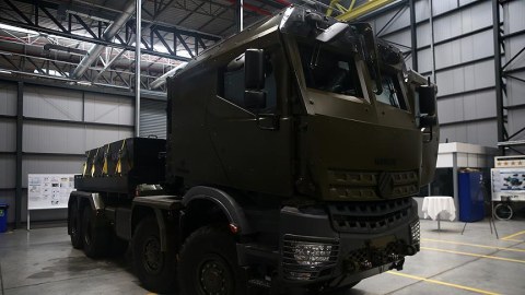T&uuml;rkiyə yeni zirehli y&uuml;k maşını istehsal edir
