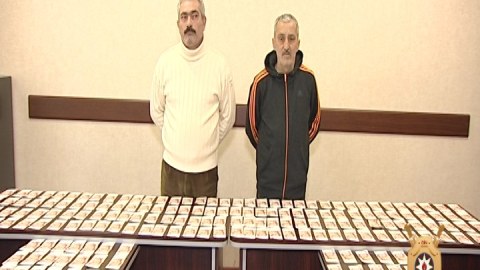 Azərbaycanda 1 milyon saxta rublu satmaq istədilər