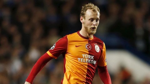 &ldquo;Qalatasaray&rdquo; heyətinə yeni futbol&ccedil;u qatdı