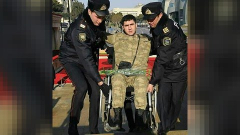 Şəhidlər xiyabanında “səs-küylü hadisə” - Bakı Meriyasından AÇIQLAMA
