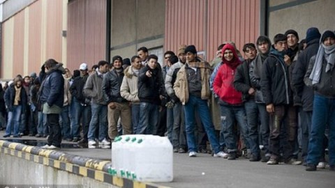 Almaniyadan digər Avropa &ouml;lkələrinə&nbsp; 8.6 min qa&ccedil;qın g&ouml;ndərilib