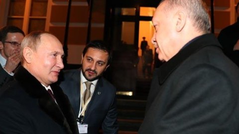 Putin Ərdoğanla belə vidalaşdı