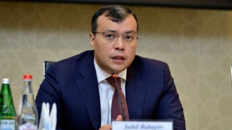 Nazirlik deputatın “Sahil Babayev özünü yuxarıdan aparır” ifadəsinə cavab verdi   