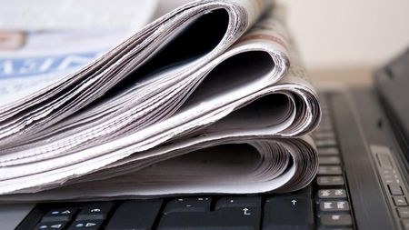 Deputatdan maliyyəsi dayandırılan qəzetlərə MÜRACİƏT: “KİVDF-dən pul ala bilərlər”   