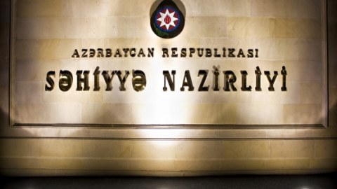 Nazirlikdən Şamaxı xəstəxanasına yerləşdirilənlər haqda AÇIQLAMA: “Beyninə qan sızıb, dili tutulub...”