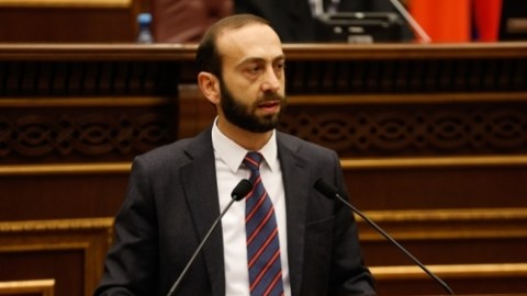 Ermənistan parlamentinin sədri Azərbaycana gəldi
