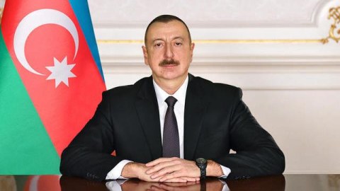 Prezident Mikayıl Cabbarova xüsusi rütbə verdi