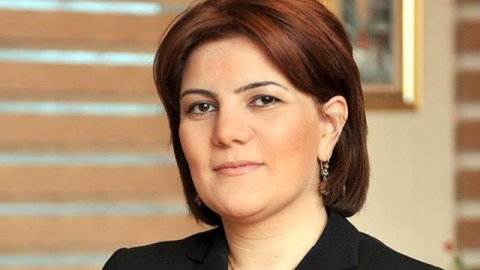 Vüsalə Mahirqızı yeni AGENTLİK açır   