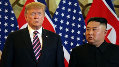 Tramp Kim Çen Inla razılaşa bilmədi - Böyük MƏYUSLUQ