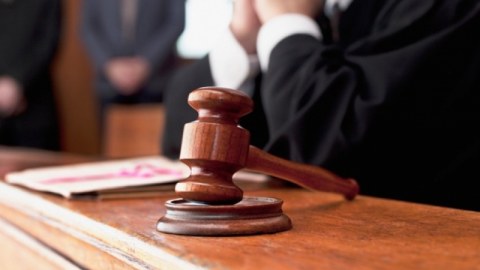 Problemli kreditlərlə bağlı məhkəmə işlərinin hamısına yenidən baxılacaq