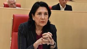 Gürcüstan prezidenti Azərbaycandan sonra Ermənistana gedir 