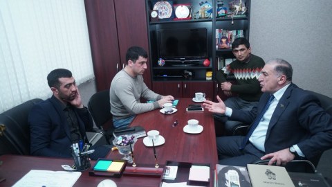 Deputat: “Lerikdən hansı gənc 700 bal toplasa, ona xarici maşın hədiyyə edəcəyik” - MÜSAHİBƏ 