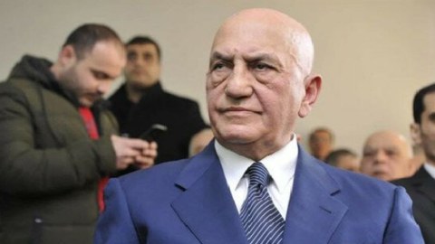 Əli İnsanov yeni təşkilat yaradır
