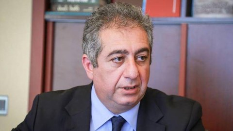 Qırğız baş nazirin müşaviri olmuş azərbaycanlı - Məşhur universitetin professoru