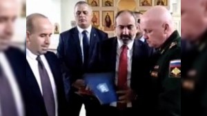 Paşinyan Rusiyanın hərbi bazasında