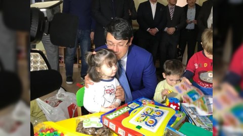 Fuad Muradov: “Ukraynada Azərbaycan dili məktəblərinin sayı artırılmalıdır”
