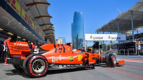 Formula 1 pilotlarının sıralama turuna start verildi 