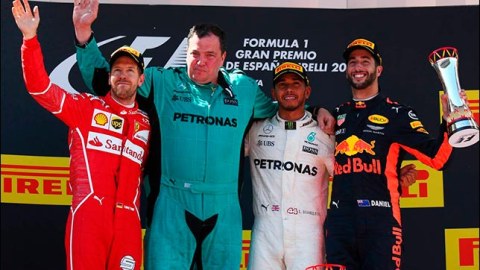 Formula 1-in favoritləri final öncəsi müsahibə verdi