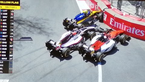 Daha 3 pilot toqquşdu - FORMULA 2
