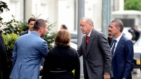 Ərdoğan AKP-nin İstanbul ofisinə getdi - FOTO, VİDEO