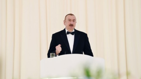 “Bundan sonra yalnız və yalnız uğurlar və qələbələr yolu ilə gedəcəyik” – İlham Əliyev